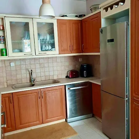 Modern Condo In Athens, 10Min From The Beach Dış mekan fotoğraf