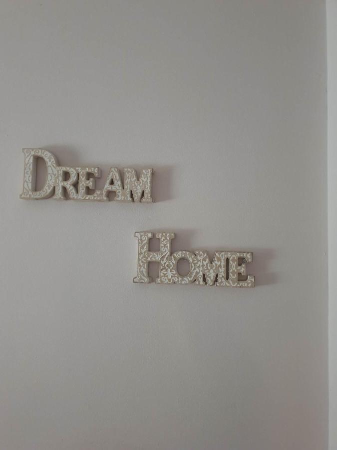Apartment Modern In Athens, 10min From The *