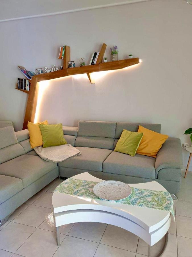 Apartment Modern In Athens, 10min From The Athen